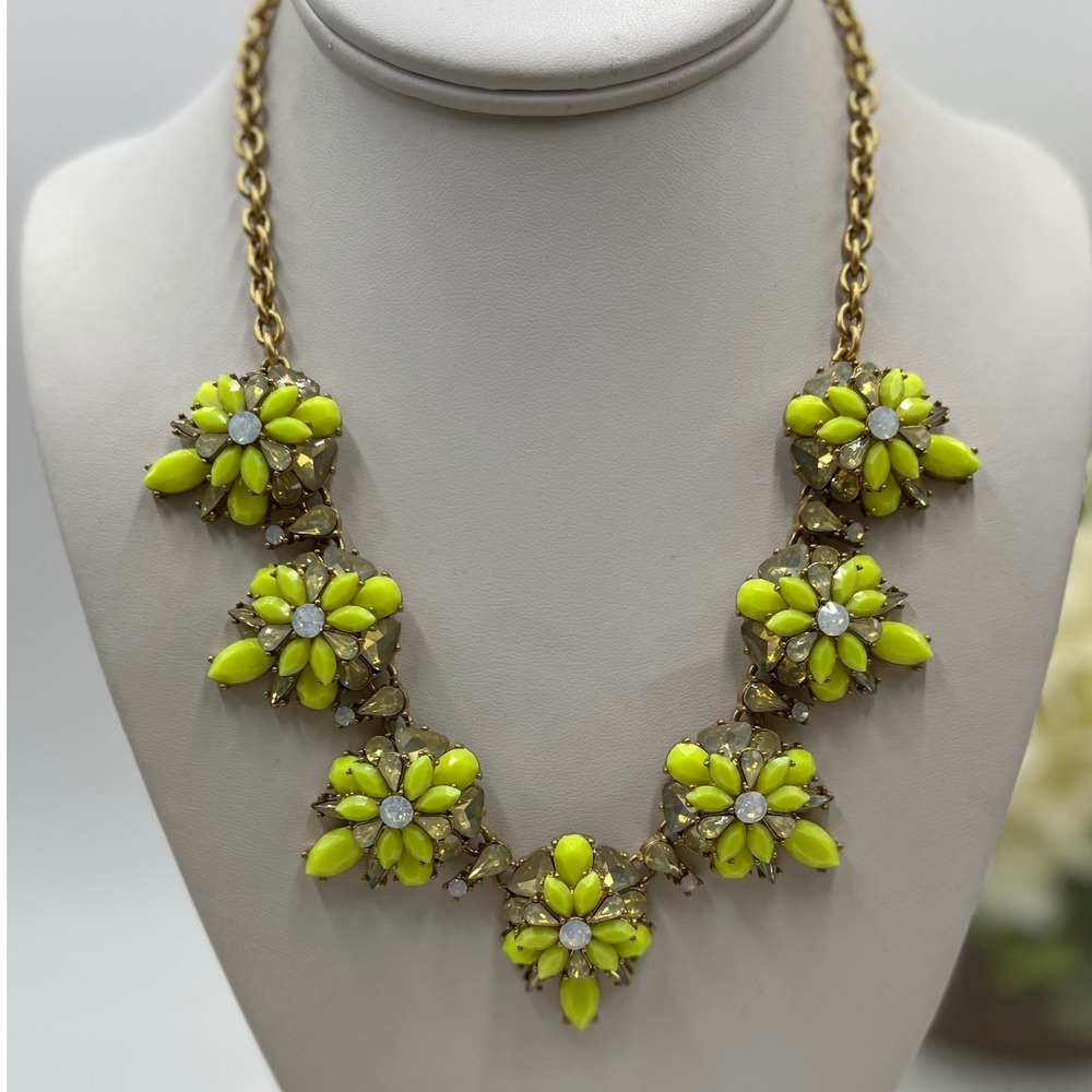 J. Crew Vintage Neon Chartreuse Yellow Opal Floral Cluster Necklace
Gold Tone